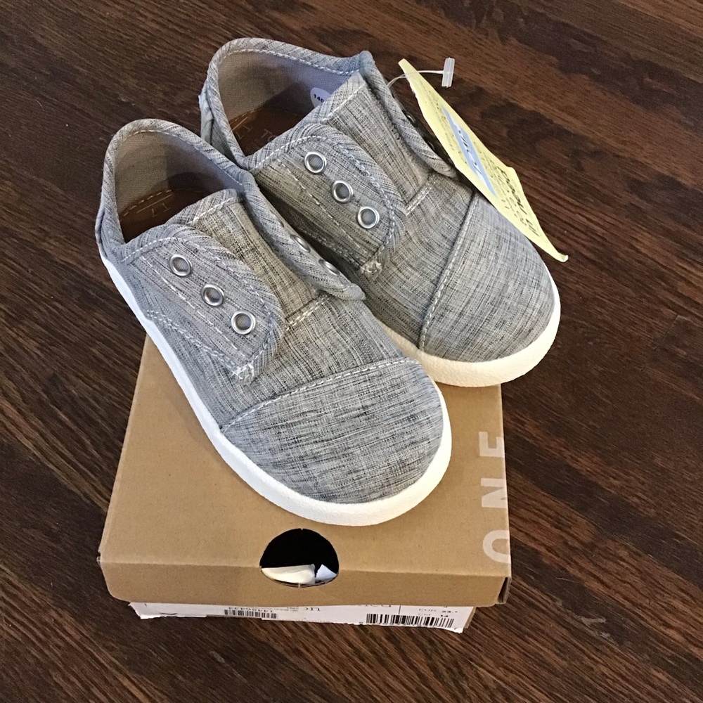 NIB Toms Brushed Nylon Paseo shoe sz toddler 7